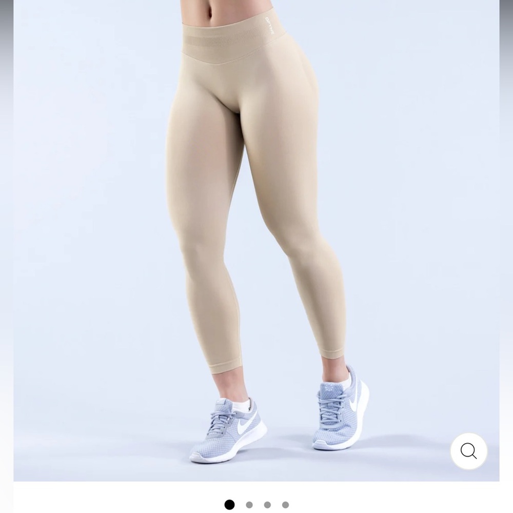 DFYNE FEATHER BEIGE IMPACT LEGGINGS